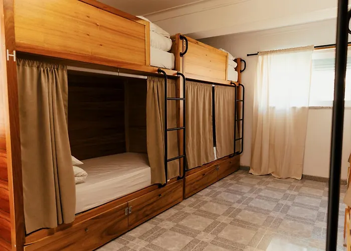 Hostel Lisbon Surf Carcavelos